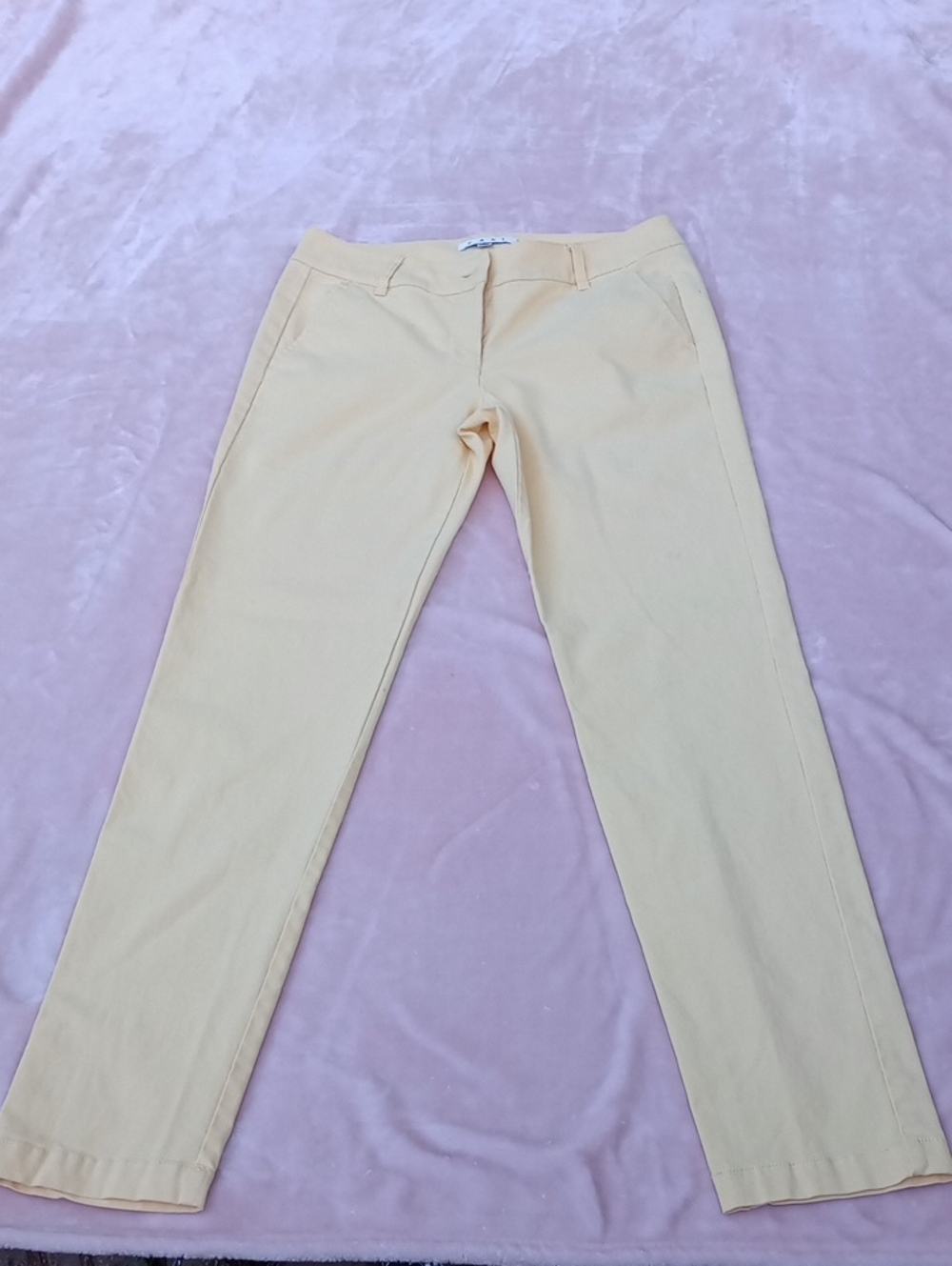 CAbi Skinny Jeans in Pale Yellow